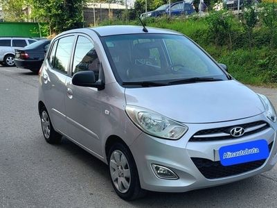 second-hand Hyundai i10 2011,motor 1100 cm3 benzină,euro 5,128.000km!nerulat în țară!!!