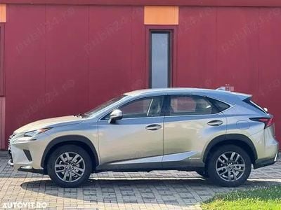 Lexus NX300h