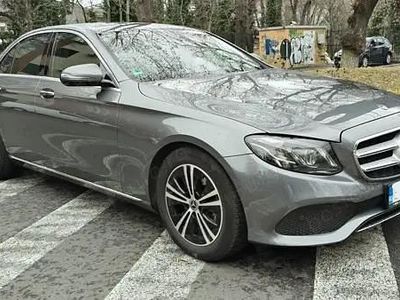 Gri Utilizat 2018 Mercedes E220 Avantgarde Berlinǎ | 27.800 EUR (Puțin scump)