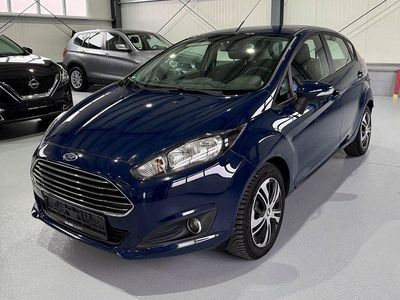 Second-hand Ford Fiesta Trend 75 CP (55 kW) 2013 Culoarealbastru Hatchback