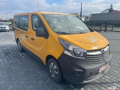 Culoaregalbeuriu Utilizat 2019 Opel Vivaro Monovolum | 12.500 EUR (Preț OK)