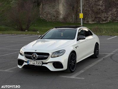 Culoarealb Utilizat 2018 Mercedes S63 AMG AMG Berlinǎ | 59.900 EUR