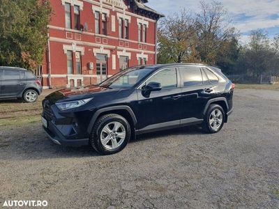 second-hand Toyota RAV4 2.0P CVT AWD Dynamic