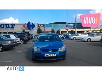 Albastru Utilizat 2004 VW Golf IV Hatchback | 3.000 EUR