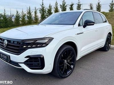 Culoarealb Utilizat 2019 VW Touareg R-line SUV | 42.900 EUR (Scump)