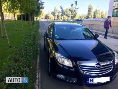 Second-hand Opel Insignia 160 CP (117 kW) 2012 Negru Break