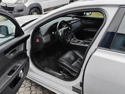 Utilizat 2016 Jaguar XF R-Sport Berlinǎ | 18.150 EUR