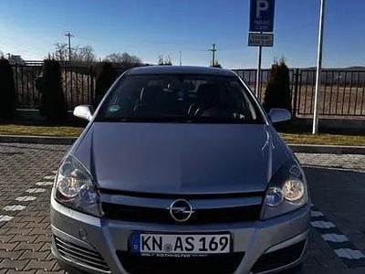 Second-hand Opel Astra 90 CP (66 kW) 2004 Gri Hatchback