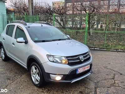 Second-hand Dacia Sandero Prestige 90 CP (66 kW) 2014 Culoareargint