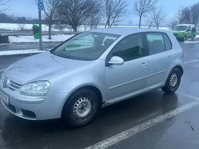 Second-hand VW Golf IV 101 CP (74 kW) 2006 Berlinǎ