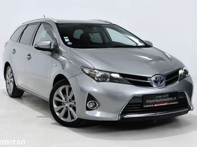 Toyota Auris Hybrid