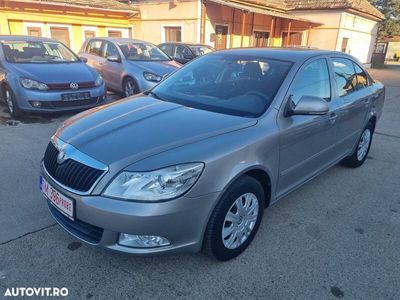 second-hand Skoda Octavia 1.6 MPI Ambiente