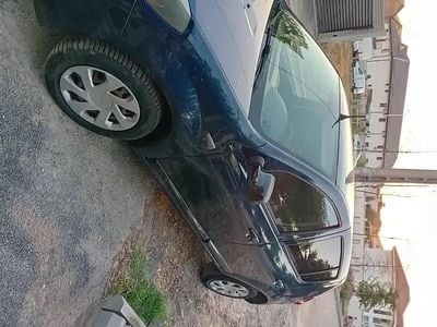 Second-hand Dacia Sandero 75 CP (55 kW) 2010 Albastru Hatchback