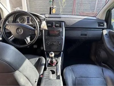 Second-hand Mercedes B200 140 CP (102 kW) 2005 Monovolum