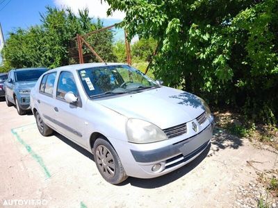 Renault Clio II