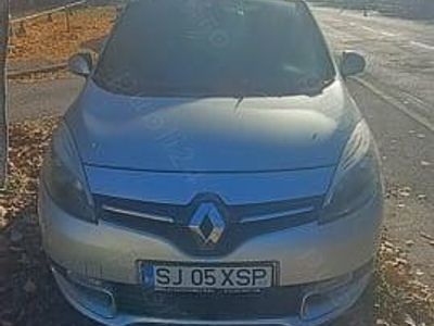Gri Utilizat 2012 Renault Scénic Monovolum | 1.500 EUR
