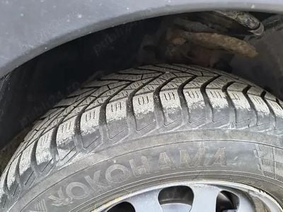 Gri Second-hand 2009 Nissan Qashqai SUV | 4.450 EUR (Preț bun)