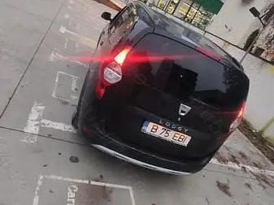 Negru Utilizat 2016 Dacia Lodgy Stepway Monovolum | 8.400 EUR (Preț OK)