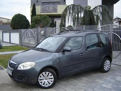Argintiu Utilizat 2007 Skoda Roomster Monovolum | 1.890 EUR