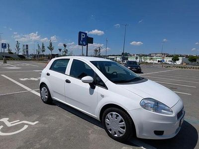 Second-hand Fiat Grande Punto Active 77 CP (56 kW) 2008 Culoarealb Hatchback