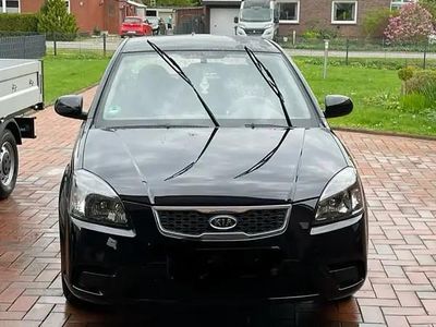 Utilizat 2010 Kia Rio Hatchback | 2.400 EUR