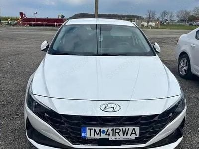 Alb Second-hand 2022 Hyundai Elantra Berlinǎ | 13.200 EUR (Preț OK)