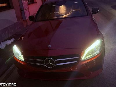 Second-hand Mercedes C180 156 CP (114 kW) 2019 Culoarerosu Berlinǎ