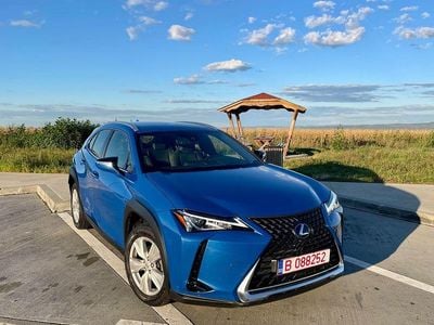 Lexus UX 250h
