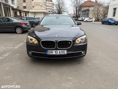 BMW 730