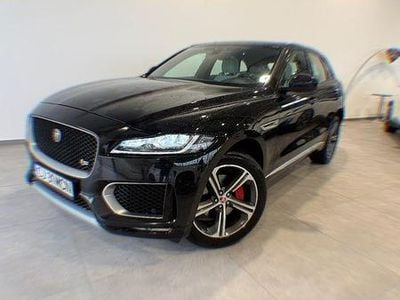 Second-hand Jaguar F-Pace R-Sport 300 CP (220 kW) 2018 Culoarenegru SUV
