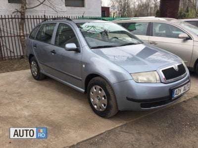 Second-hand Skoda Fabia 75 CP (55 kW) 2004 Albastru