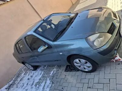Renault Clio II
