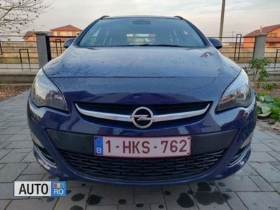 Second-hand Opel Astra 110 CP (80 kW) 2014 Albastru Break