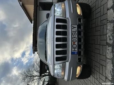 Gri Utilizat 2003 Jeep Grand Cherokee SUV | 4.900 EUR