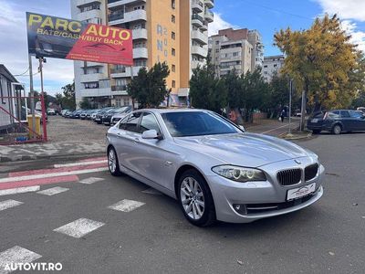 Culoareargint Utilizat 2011 BMW 520 Comfort Edition Hatchback | 12.890 EUR (Scump)