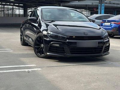 Second-hand VW Scirocco 200 CP (147 kW) 2009 Culoarenegru Coupe