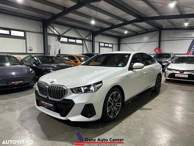 Second-hand BMW 520 Sport Line 208 CP (152 kW) 2024 Culoarealb Berlinǎ