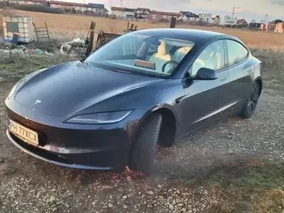 Second-hand Tesla Model 3 Long Range RWD 367 kW (500 CP) 2024 Berlinǎ