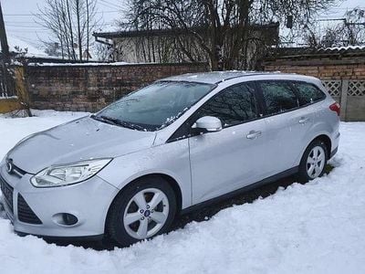 Culoaregri Second-hand 2012 Ford Focus Trend Break | 2.999 EUR (Preț bun)