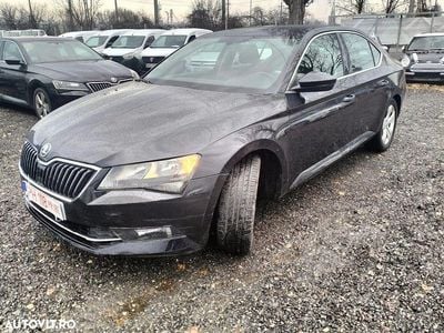 Culoarenegru Utilizat 2018 Skoda Superb Ambition Berlinǎ | 9.500 EUR