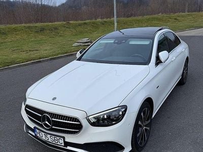Culoarealb Utilizat 2020 Mercedes E300 Avantgarde Berlinǎ | 33.700 EUR (Preț OK)