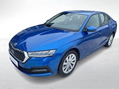 Second-hand Skoda Octavia Ambition 150 CP (110 kW) 2024 Albastru mediu  normal