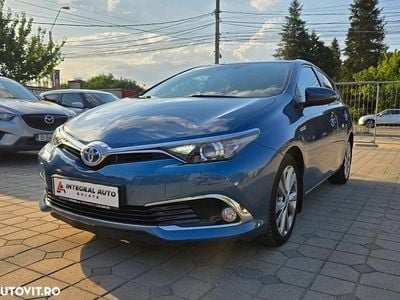 Toyota Auris Hybrid