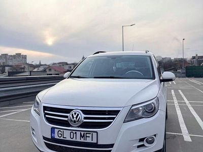 Second-hand VW Tiguan Sportline 150 CP (110 kW) 2011 Culoarealb SUV