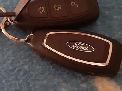 Utilizat 2017 Ford Kuga SUV | 13.500 EUR (Preț OK)