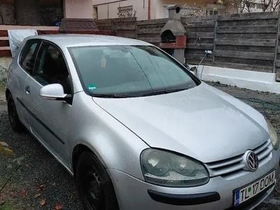 Second-hand VW Golf 105 CP (77 kW) 2003 Coupe