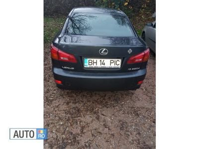 Negru Utilizat 2007 Lexus IS220 Berlinǎ | 2.600 EUR