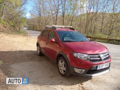 second-hand Dacia Sandero Stepway motor 0.9 benzina 90 cp