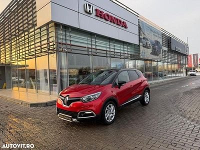 Second-hand Renault Captur Intens 120 CP (88 kW) 2016 Culoarerosu SUV