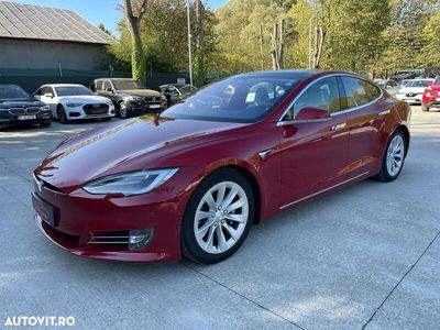 Rosu Utilizat 2018 Tesla Model S Performance Hatchback | 30.000 EUR (Puțin scump)